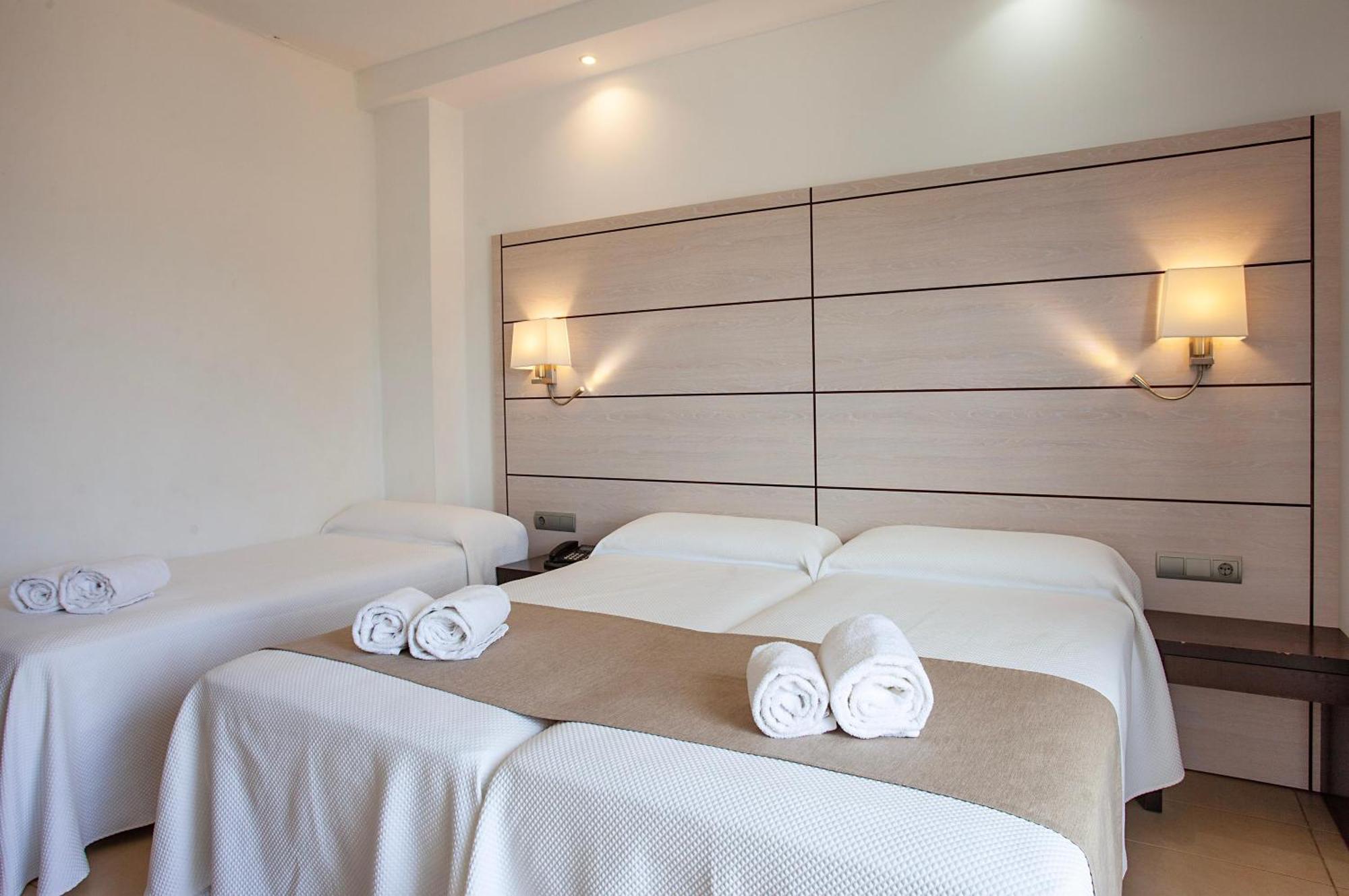 Hotel Puchet Ibiza Sant Antoni de Portmany Екстериор снимка